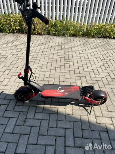 Самокат взрослый электрический