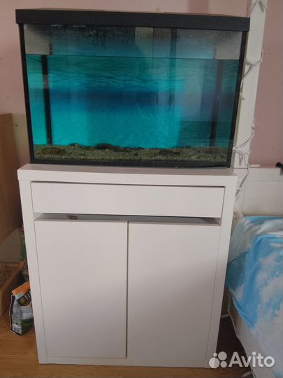 Аквариум с тумбой