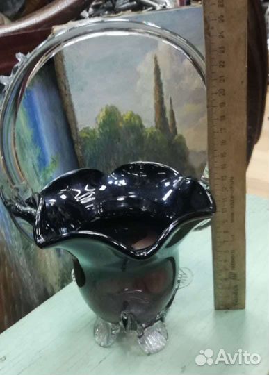 Ваза с ручкой из цветного стекла СССР