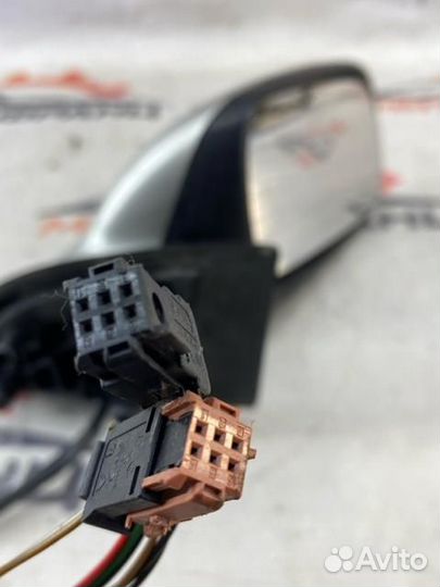 Зеркало заднего вида боковое правое Peugeot 307