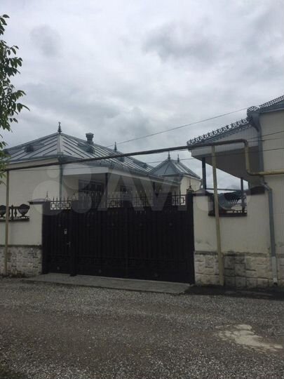 Дом 350 м² на участке 10 сот.