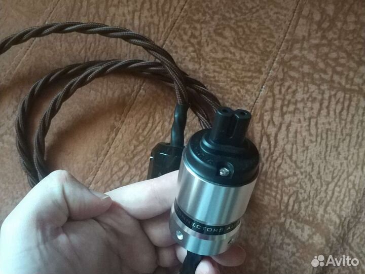 Кабель силовой OFC медь 2.5мм2 Fig-8 C7 1.7m