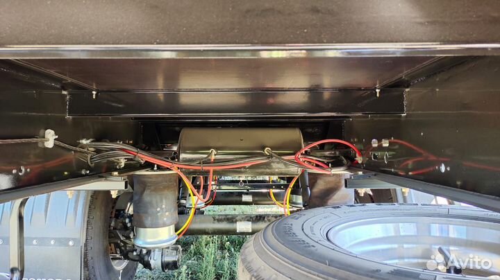 Shacman (Shaanxi) X6000 с полуприцепом, 2023