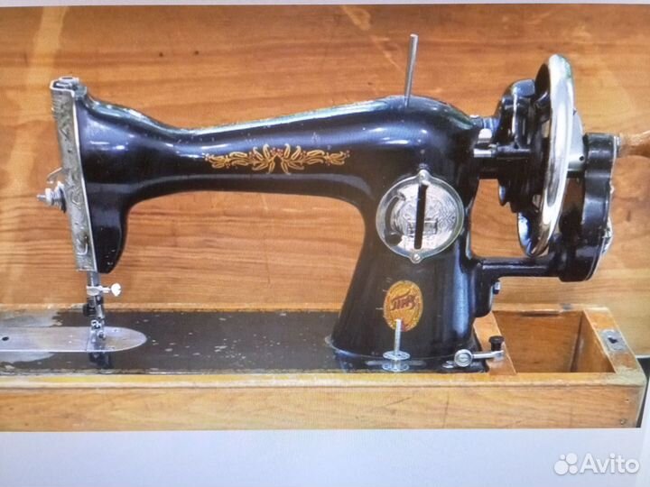 Швейная машина Подольск ручная