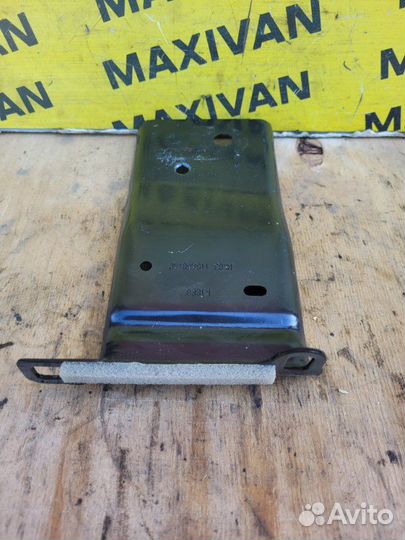 Кронштейн Jaguar F-Pace X761 2016