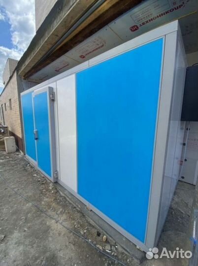 Холодильная камера для продуктов в наличии