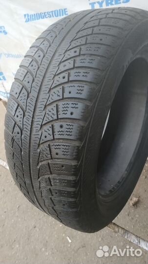 Gislaved Nord Frost 5 235/55 R17 103T