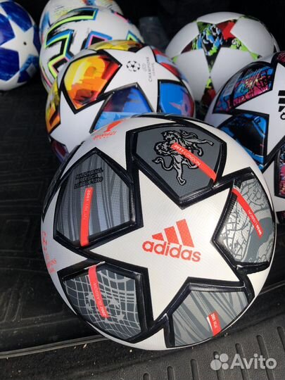 Футбольный мяч adidas размер 5