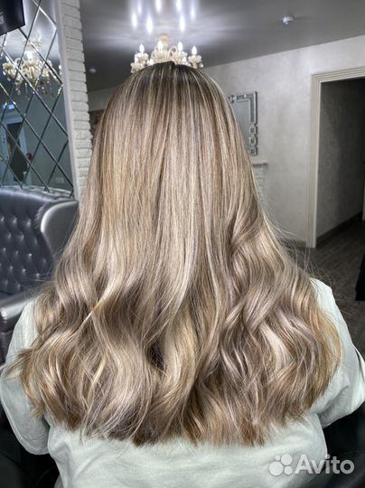 Окрашивание волос и стрижки на красителях Wella