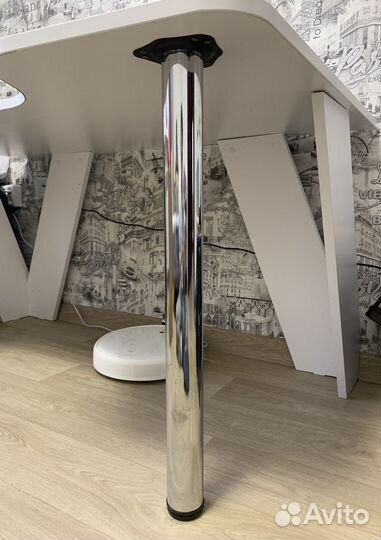 Стол игровой