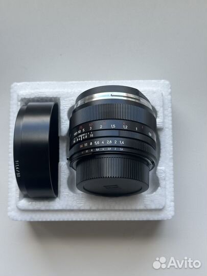 На гарантии carl zeiss planar 50 1,4 nikon zf2