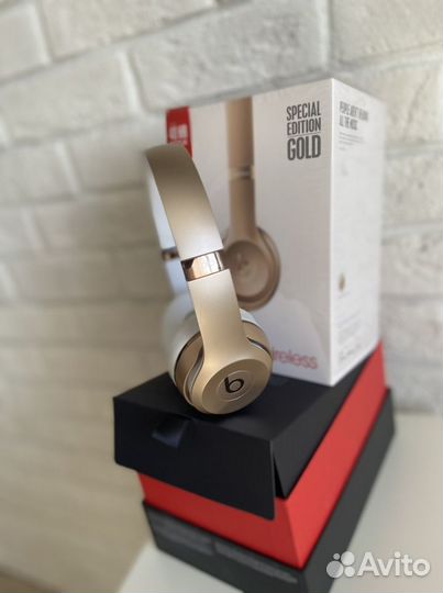 Беспроводные наушники