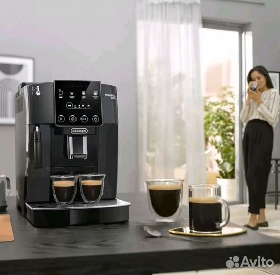 Кофемашина Delonghi
