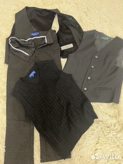 Школьная форма для мальчика, рубашки и жилетки
