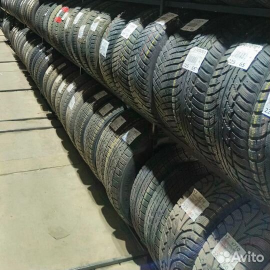 Yokohama Geolandar G98 225/65 R17 102V