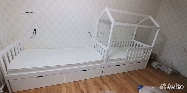 Детская кровать с бортиком