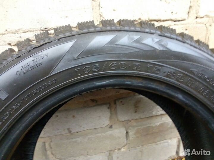 Nokian Tyres Hakkapeliitta 4 195/60 R15