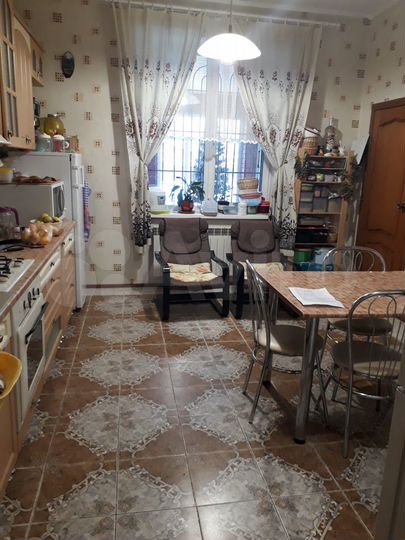 Дом 437,4 м² на участке 14,6 сот.