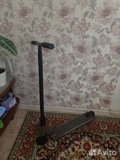 Трюковой самокат tech team