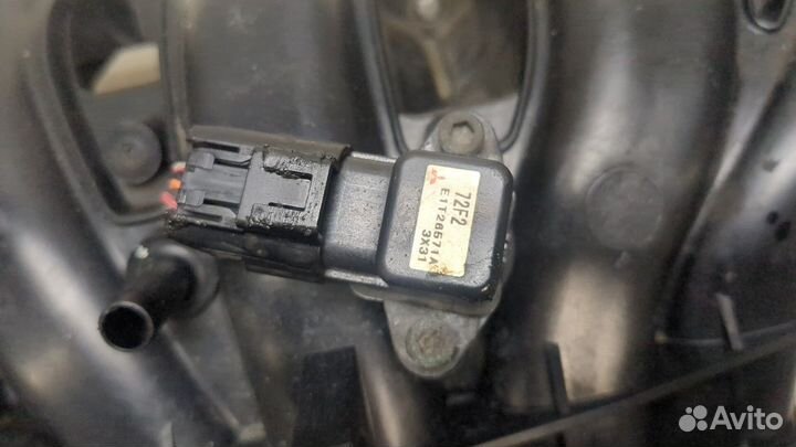 Коллектор впускной Suzuki Ignis, 2004