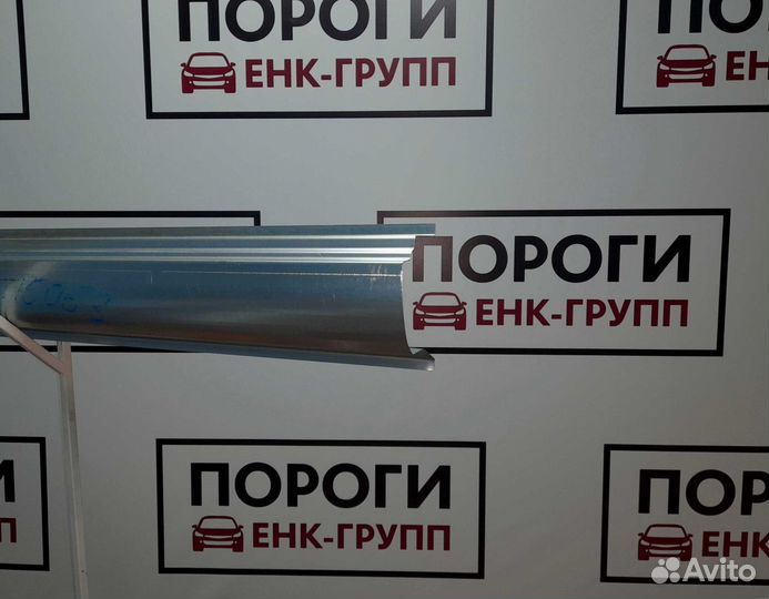 Пороги Suzuki Swift 1 хэтчбек 3 дверей