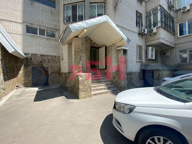 128 кв.м с арендатором спортивная секция