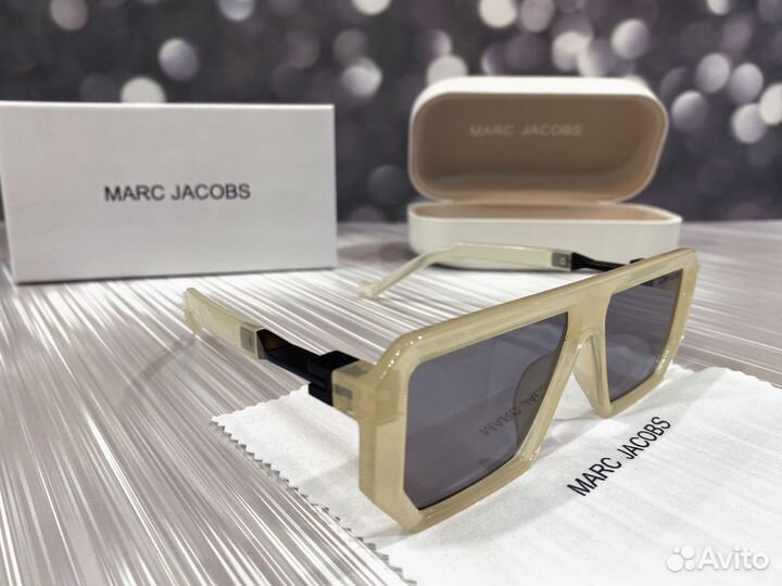 Солнцезащитные очки мужские