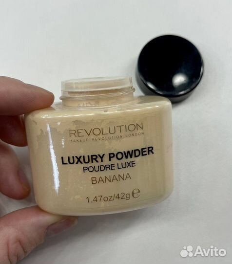 Рассыпчатая пудра revolution