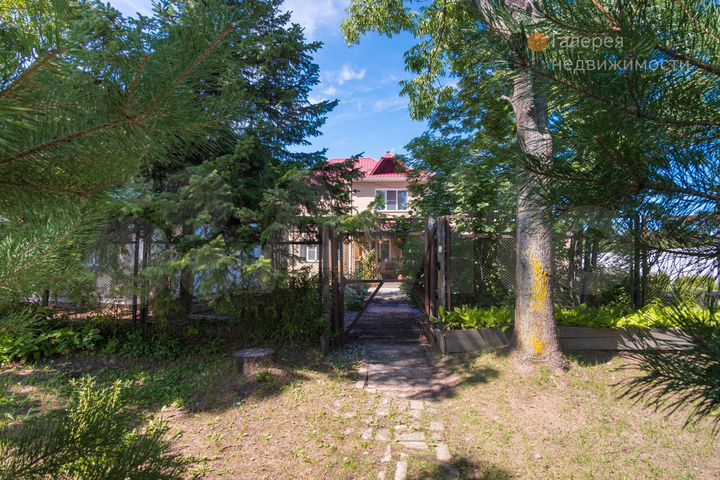 Коттедж 264 м² на участке 14,5 сот.