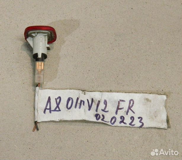 Плафон двери пер. прав. Audi A8 D2