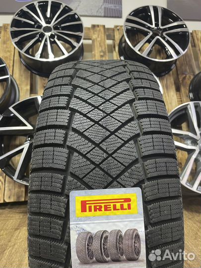 Pirelli Ice Zero FR 205/50 R17 93T