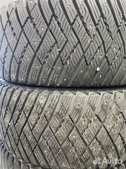 Goodyear Ultragrip Ice Arctic 245/40 R18