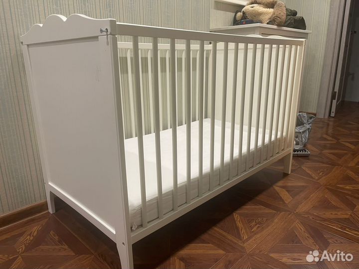 Детская кровать IKEA с матрасом