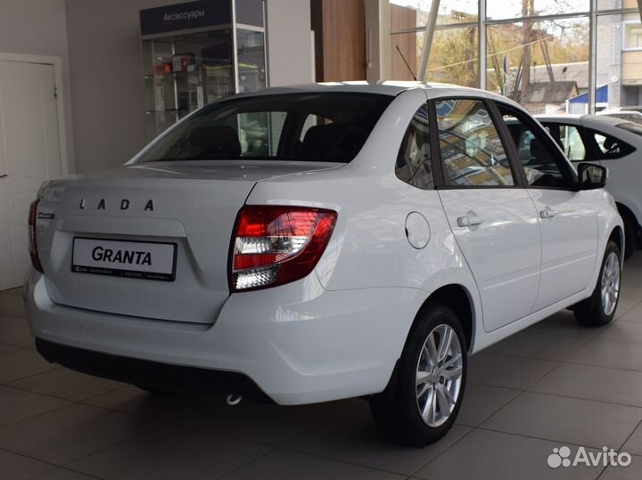 LADA Granta 1.6 МТ, 2023