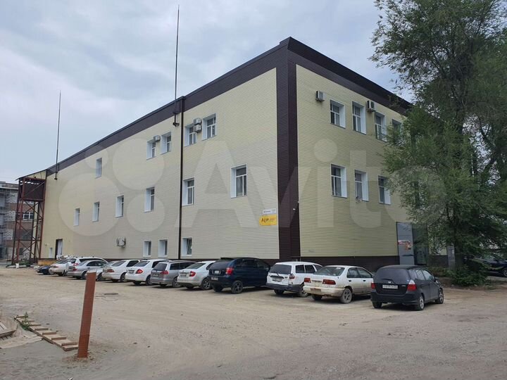 Производство, 3700 м²