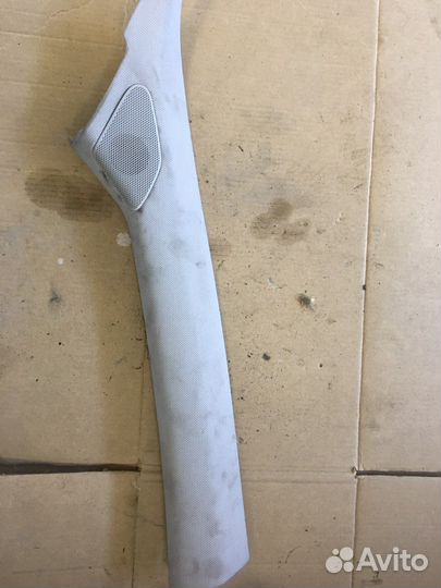 Обшивка передней стойки (правая) Audi A3 8P (3559)