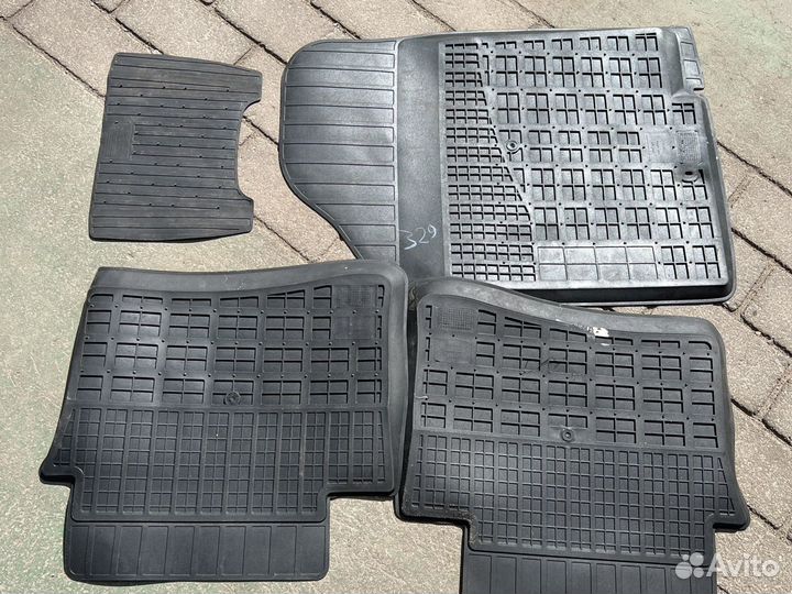 Автомобильные коврики хундай солярис хэч бэк