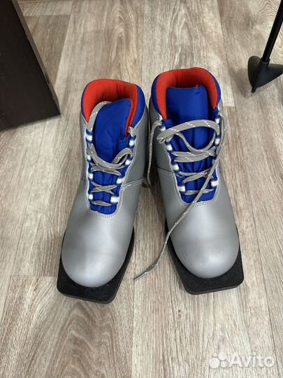 Беговые лыжи