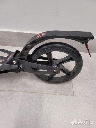 Двухколесный взрослый самокат Урбан колеса 20 см