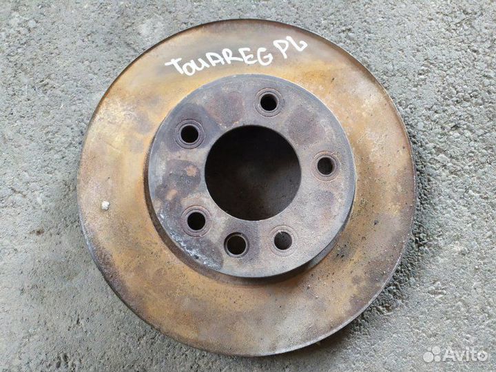 Тормозной диск передний левый Volkswagen Touareg