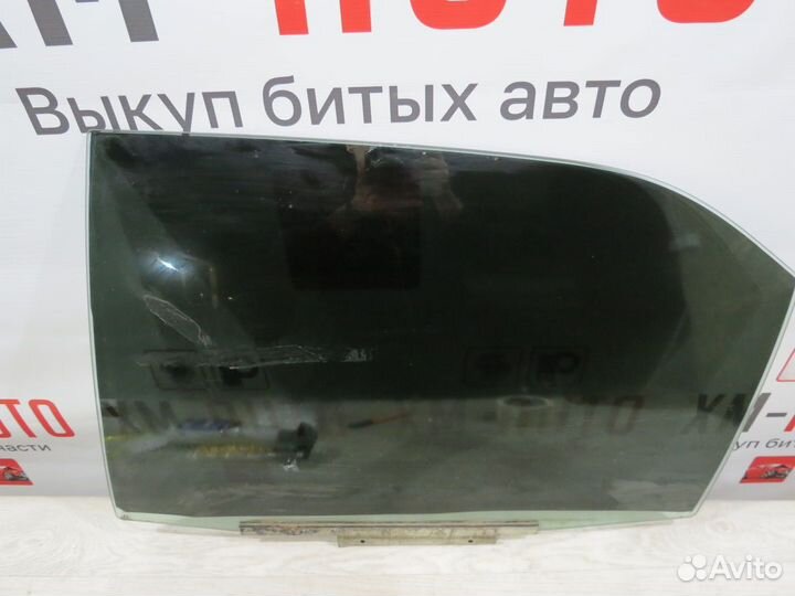 Стекло двери задней левой Toyota Camry 50