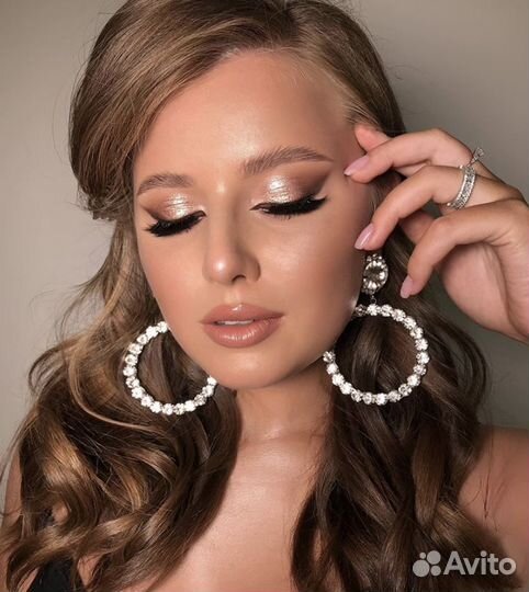 Визажист - стилист. Прически и макияж