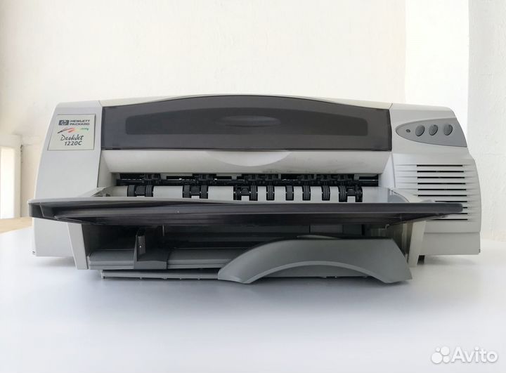 Струйный принтер Hewlett Packard DeskJet 1220C. А3