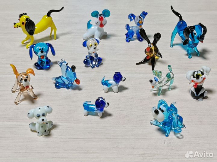 Фигурки из стекла