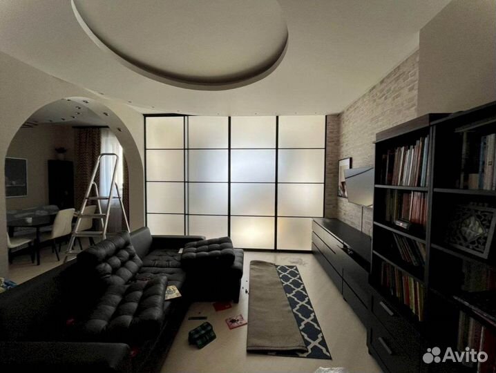 Стеклянная перегородка