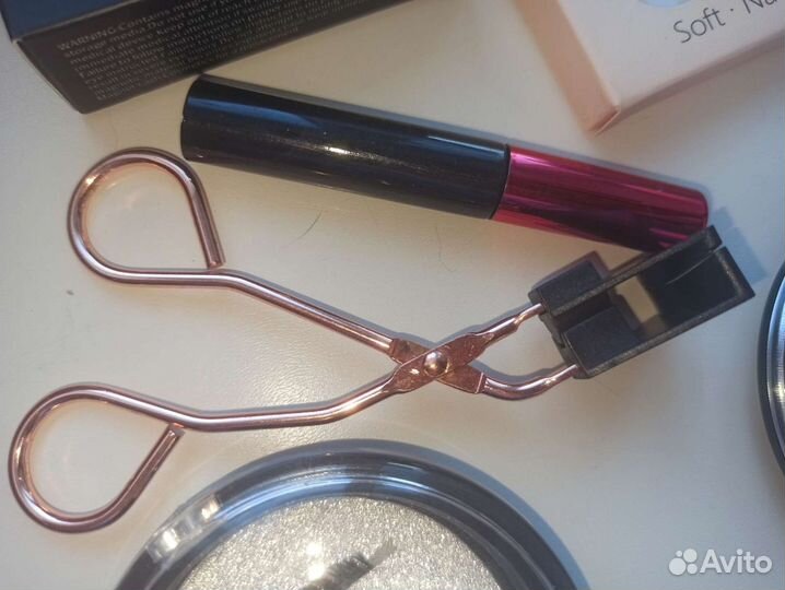 Ресницы магнитные и клеевые. Набор косметики