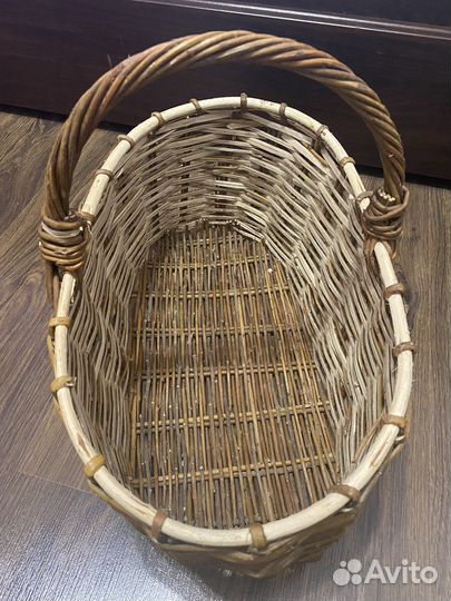 Корзина плетеная большая