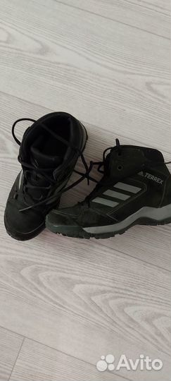 Кроссовки теплые Адидас