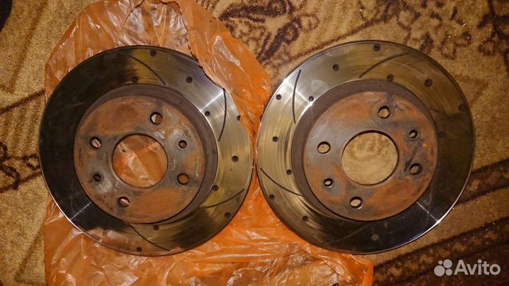 Тормозные диски r13 вентилируемые