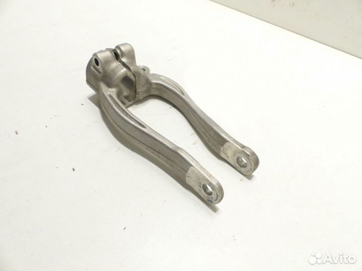 Крепление амортизатора бмв G30 G32 G11 F90 bmw R